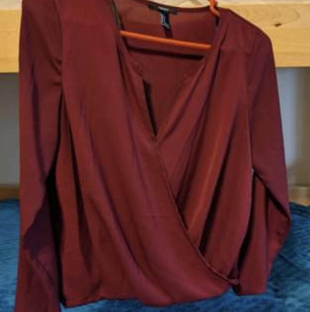 Forever 21 maroon blouse